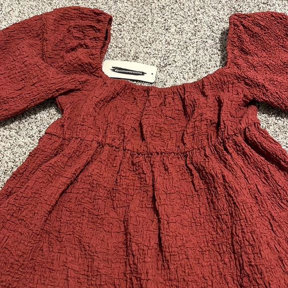 NWT Shop Impressions On My Way To You In Aurora Red Top Small - Picture 6 of 6